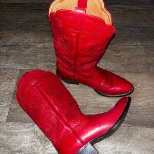 Red Ariat Heritage R Toe Western Cowboy Boots
